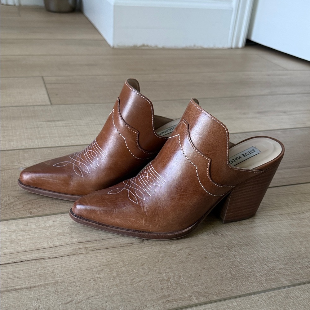 Steve Madden Tan Leather Mules